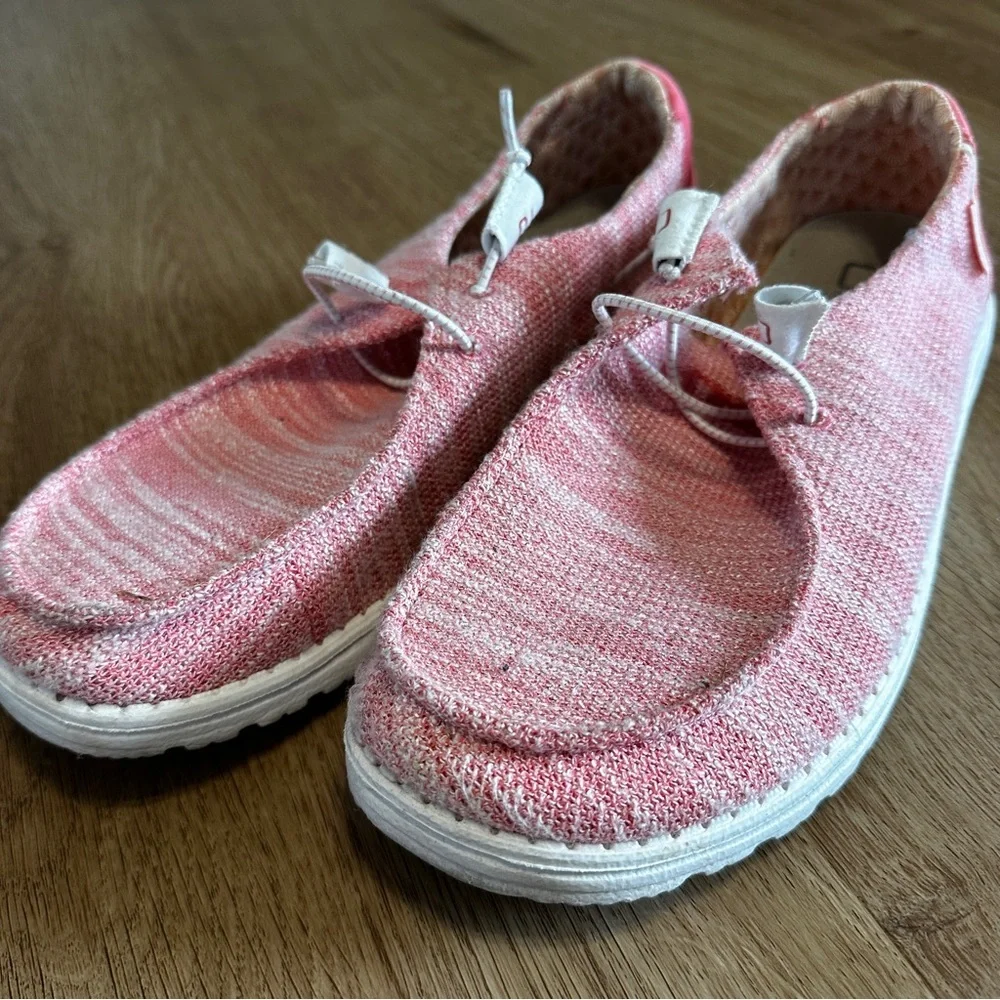 Hey Dude Wendy Stretch Coral Pink Knit Slip-On Shoes Lightweight Casual Size 12
